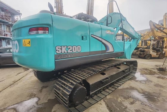 20 тонн оригинальный японский эксплуатируемый экскаватор Kobelco SK200-8 с двигателем мощностью 114 кВт и емкостью 0.8 м3
