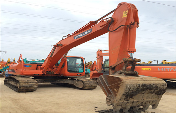 22 тонны оригинальный использованный экскаватор Doosan DH225 с емкостью 0.39-1.49 м3