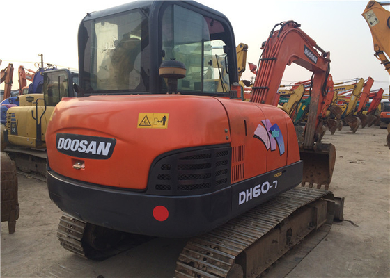 6 тонн оригинальная используемая экскаваторная экскаваторная машина Doosan DH60-7 с емкостью 0.09-0.2 м3