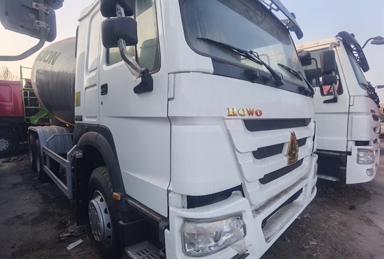 Подержанный SINOTRUK HOWO бетонный смеситель 6х4 380 л.с. Подержанный бетонный смеситель
