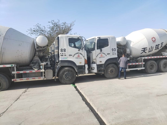 Подержанный бетонный смеситель GAC Hino 6х4 350 л.с.